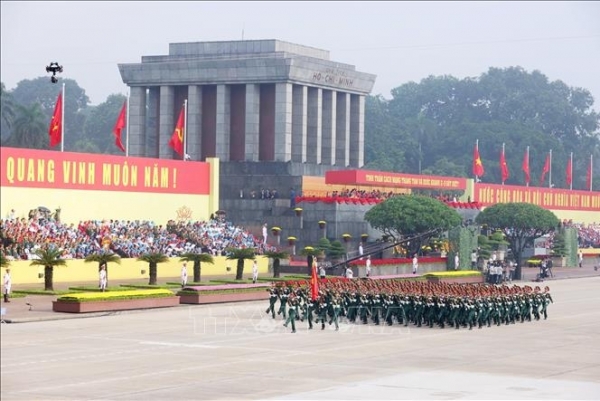 Đội hình diễu binh hùng tráng trên Quảng trường Ba Đình lịch sử