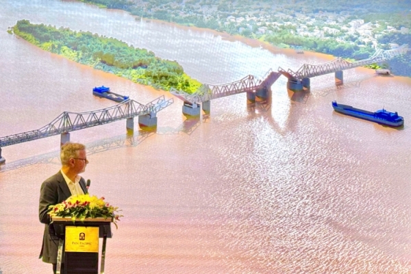 Pháp đồng hành cùng Hà Nội tôn tạo và bảo tồn giá trị cầu Long Biên