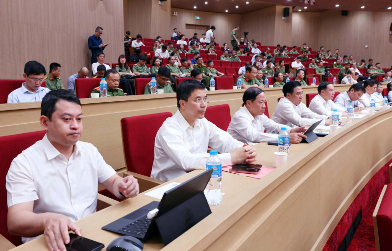 Phòng ngừa chủ động, bền vững; ứng phó kịp thời và hiệu quả các đe doạ an ninh phi truyền thống -0