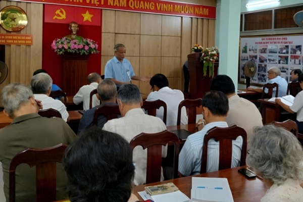 Thường trực Hội Cựu CAND TP.HCM cụm 2 tổ chức thảo luận 7 dự thảo văn bản của Hội Cựu CAND TP.HCM