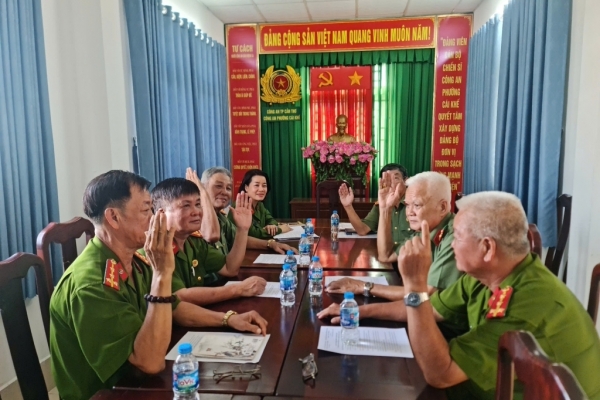 Cần Thơ: Chi hội Cựu CAND phường Cái Khế sơ kết công tác tháng 10