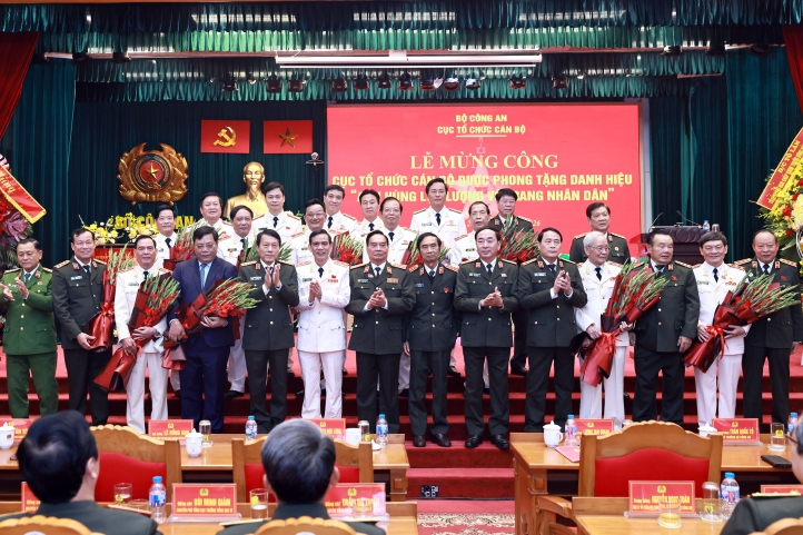 Dấu mốc Anh hùng và trách nhiệm tiên phong trong công tác cán bộ