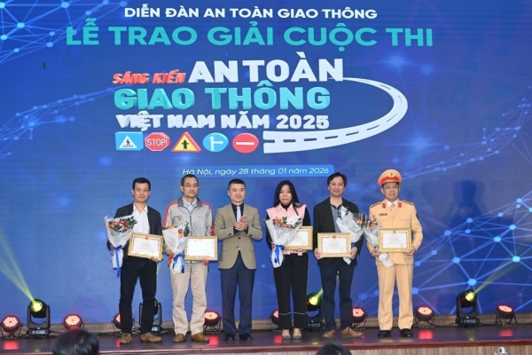Trao giải cuộc thi Sáng kiến an toàn giao thông Việt Nam 2025