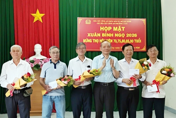 TP.HCM: Tổ Cựu CAND phường 7 (cũ) triển khai nhiệm vụ năm 2026 và tổ chức Lễ chúc thọ hội viên