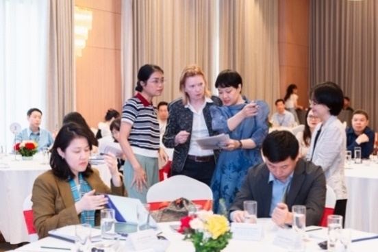 Hỗ trợ chuyển đổi số, chuyển đổi xanh cho doanh nghiệp nhỏ và vừa