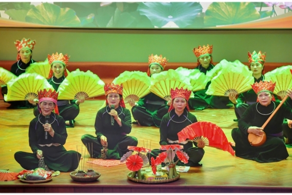 Tìm giải pháp để văn hoá truyền thống tạo ra giá trị, nuôi được cộng đồng