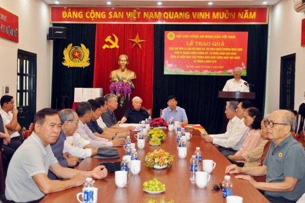 Hội Cựu CAND Việt Nam tri ân cán bộ Công an chi viện chiến trường miền Nam thời kỳ kháng chiến chống Mỹ