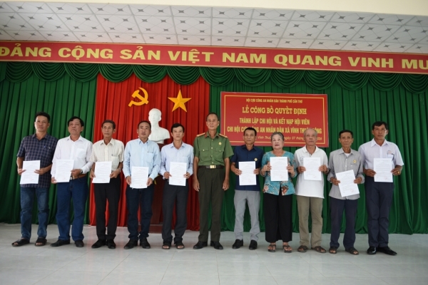 Cần Thơ: Các Chi hội Cựu CAND khu vực Hậu Giang đẩy mạnh công tác phát triển hội viên