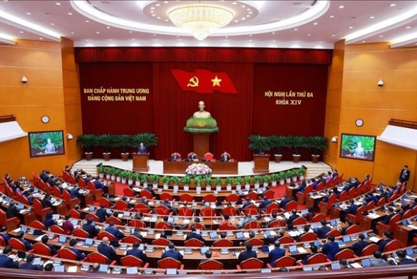 Thông cáo báo chí về ngày làm việc thứ hai Hội nghị Trung ương 3 khóa XIV