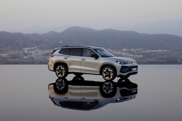 Volkswagen ra mắt bộ đôi SUV hoàn toàn mới Tiguan và Tayron tại Việt Nam